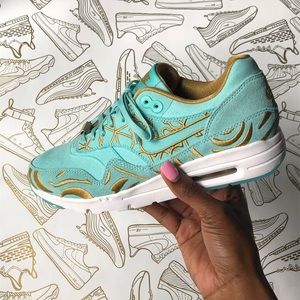 Women’s Nike Air Max 1s